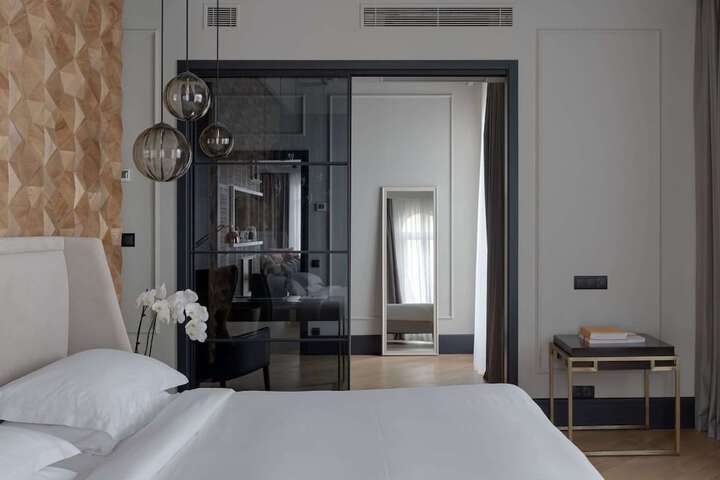 Room 28 of 101