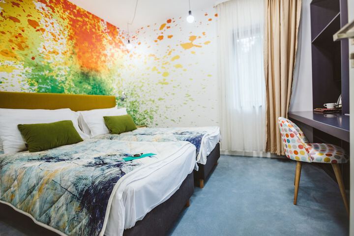 Room 5 of 41