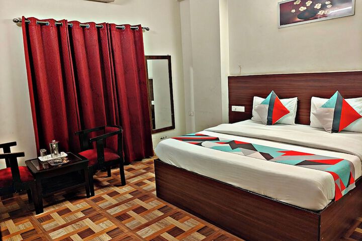 Room 8 of 26