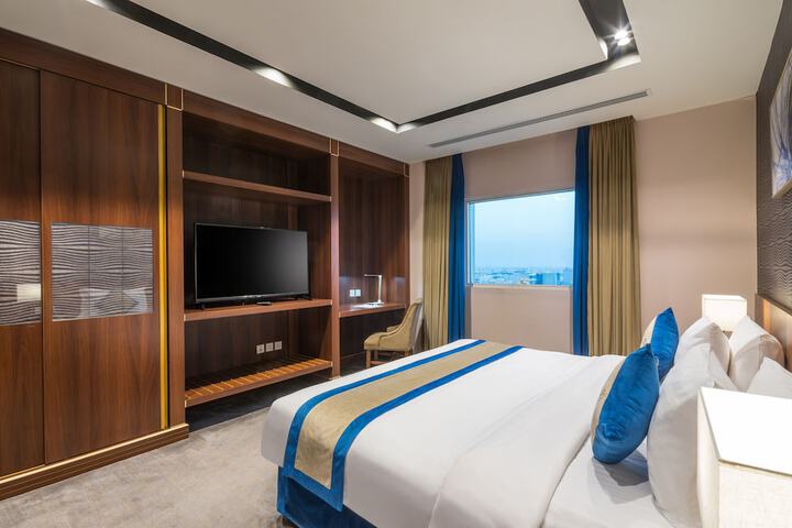 Room 10 of 52