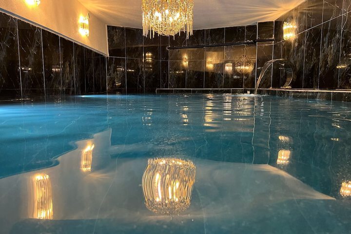 Pool 19 of 29