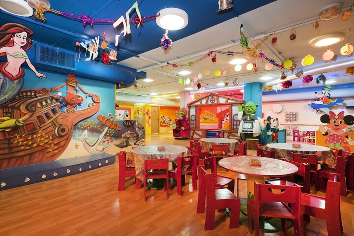 Children's play area - indoor