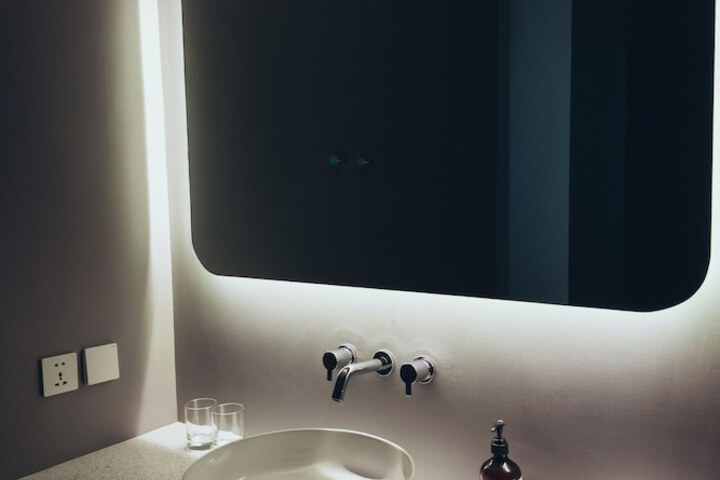 Room 18 of 32