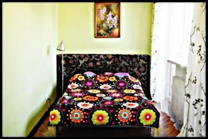Room 8 of 20