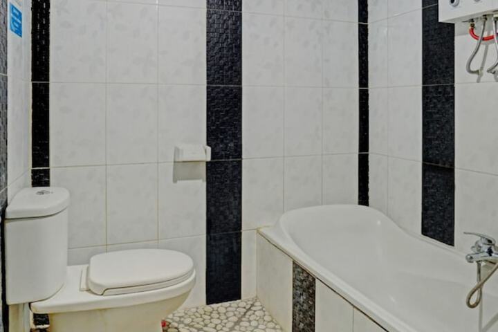 Room 15 of 21