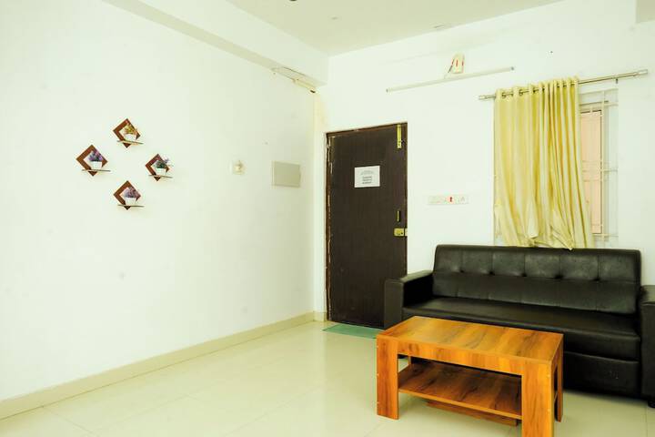 Room 14 of 38