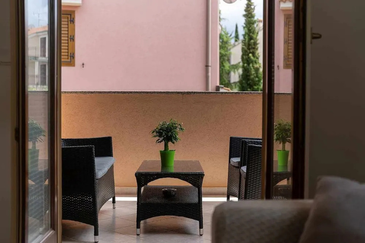 Terrace/Patio 7 of 19