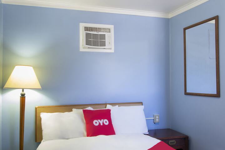 Double Bed (3 of 6)