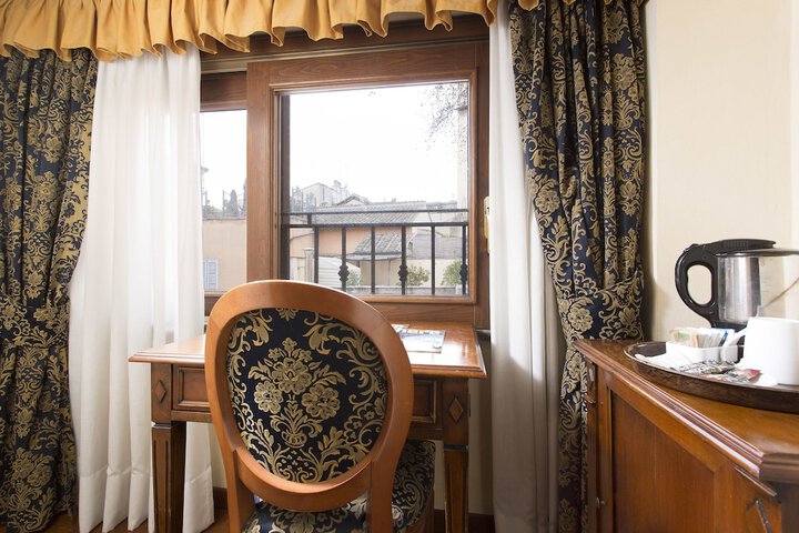 Room 42 of 63