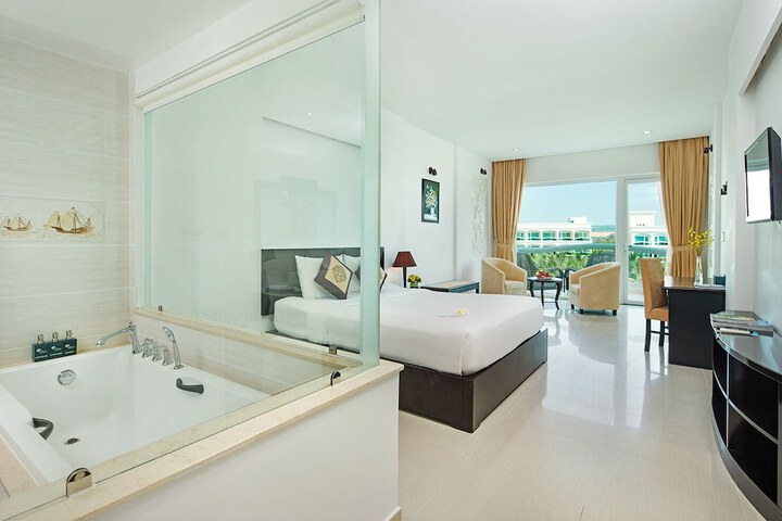 Room 20 of 80