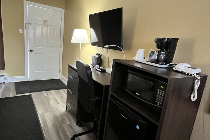 Room 8 of 26