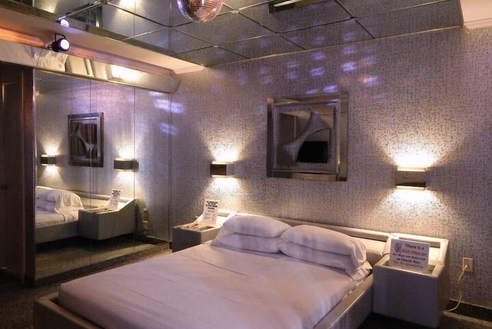 Executive Single Room (5 of 9)