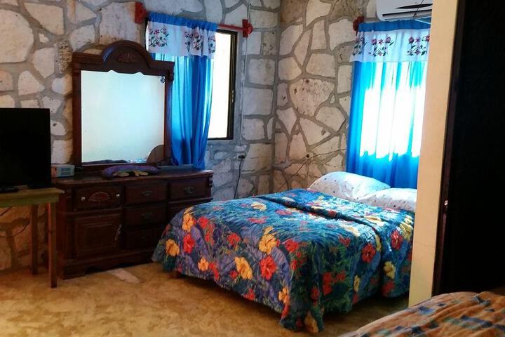 Room 12 of 26