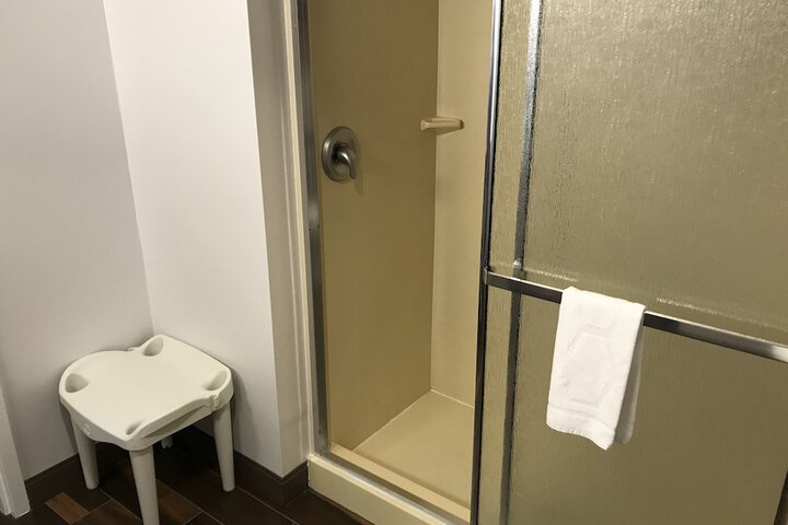 Room 92 of 115