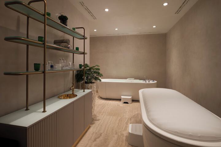 Spa 54 of 107