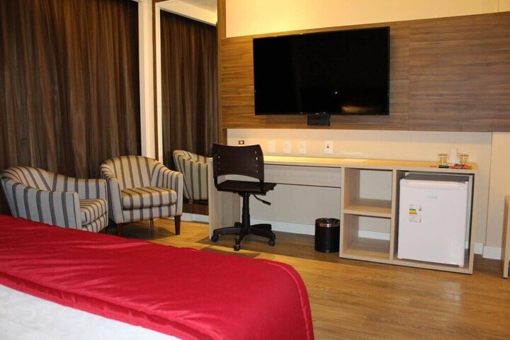 Room 19 of 50