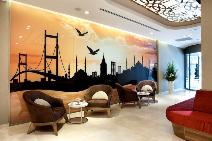 Guest Lobby