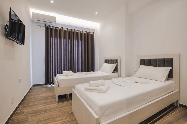 Room 15 of 64