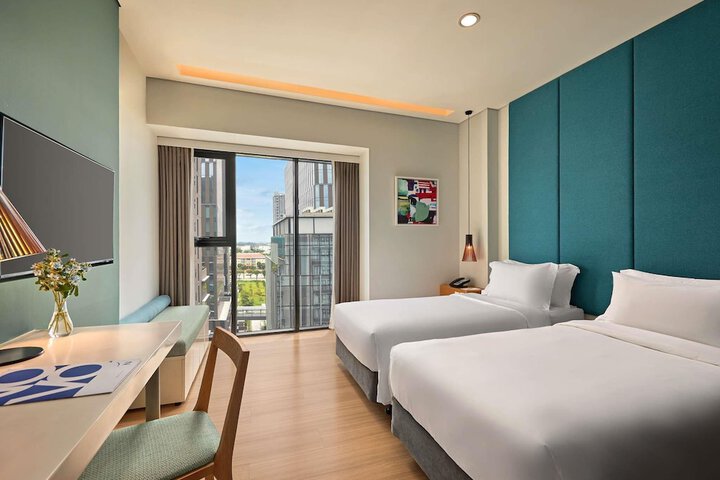 Room 19 of 44