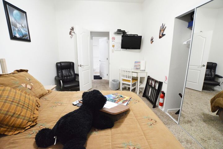 Room 9 of 35