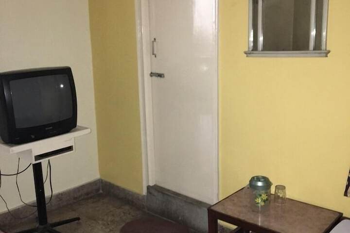 Room 16 of 41