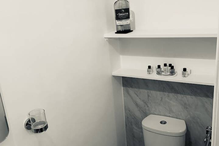Room 7 of 51