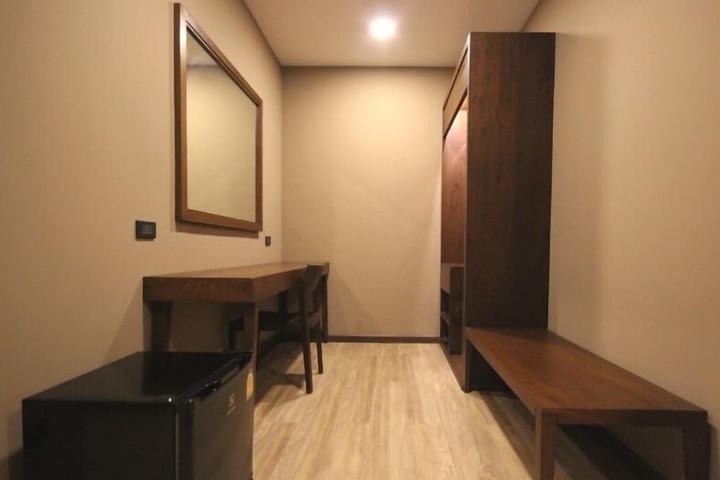 Room 58 of 95