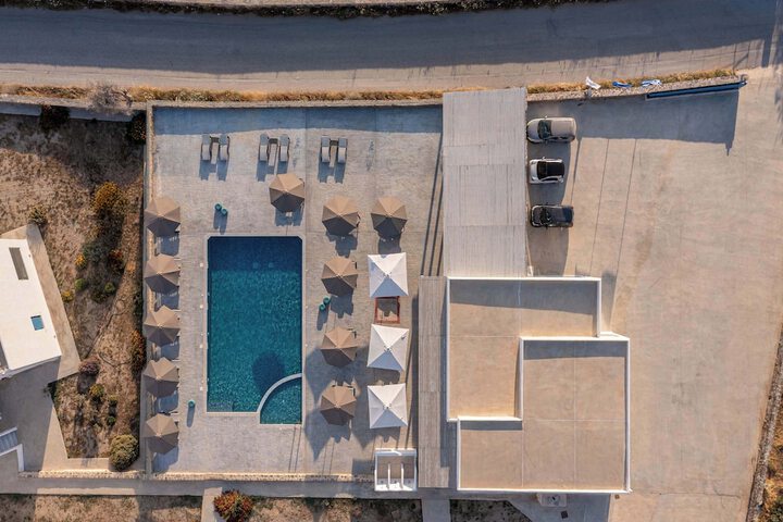 Pool 65 of 122