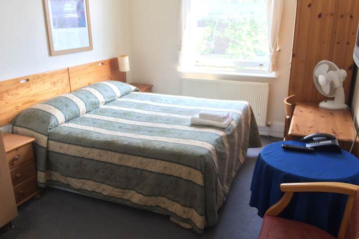 Room 13 of 56