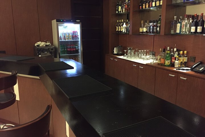 Lounge 49 of 60