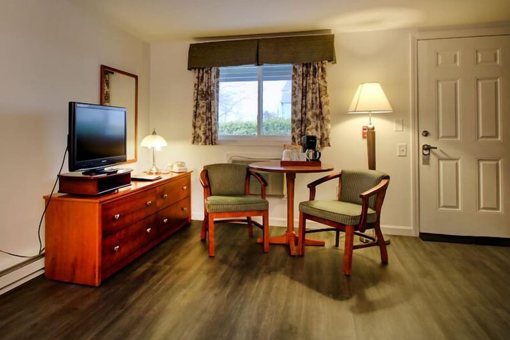 Room 53 of 101