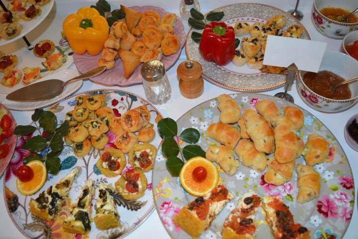 Dining 45 of 58