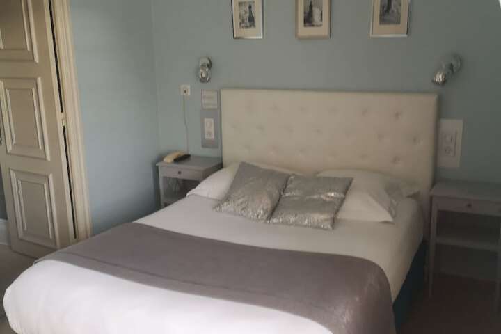 Room 36 of 62