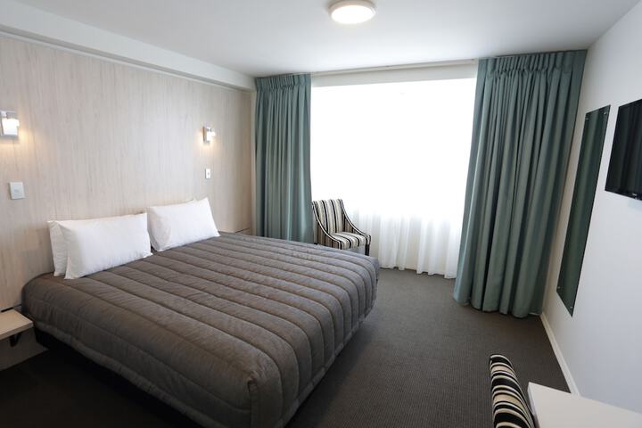 Room 10 of 71