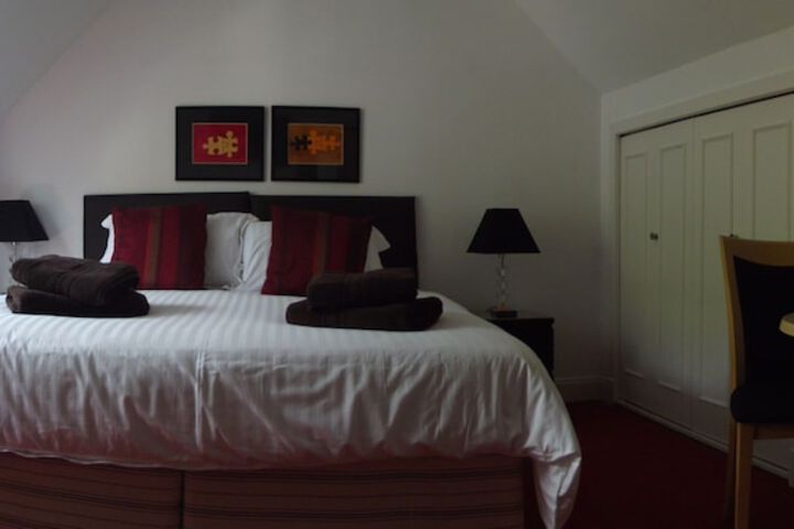 Room 8 of 37