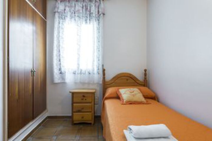 Room 20 of 39