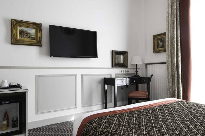 Room 46 of 74