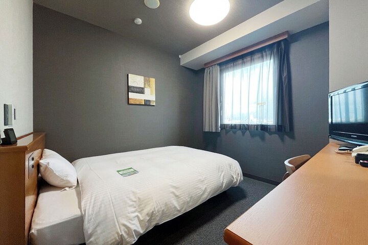 Room 10 of 31