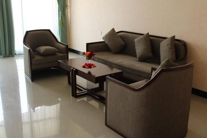 Room 45 of 116