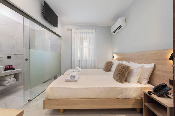 Room 3 of 36