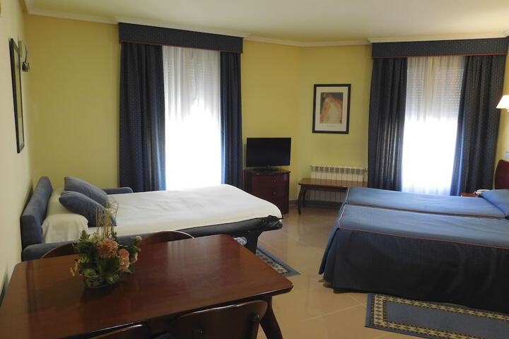 Room 7 of 74