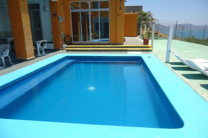 Pool 59 of 91