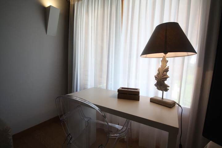 Room 18 of 53