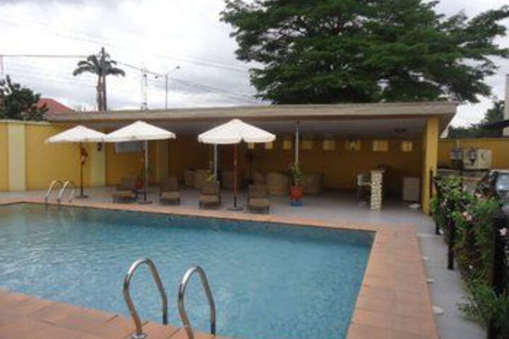 Pool 25 of 26