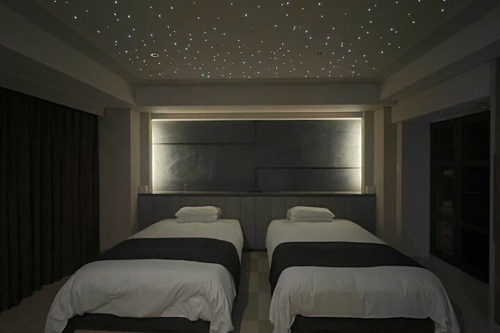 Room 22 of 53