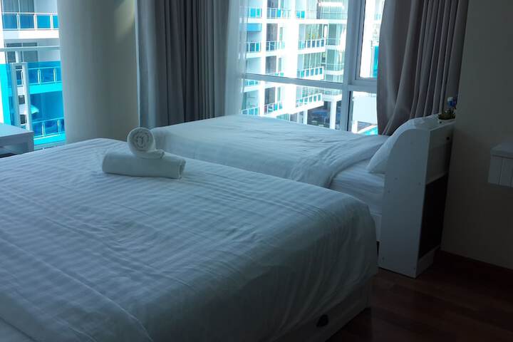 Room 5 of 53