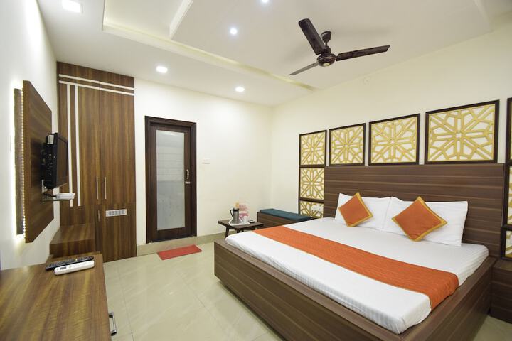 Room 14 of 23