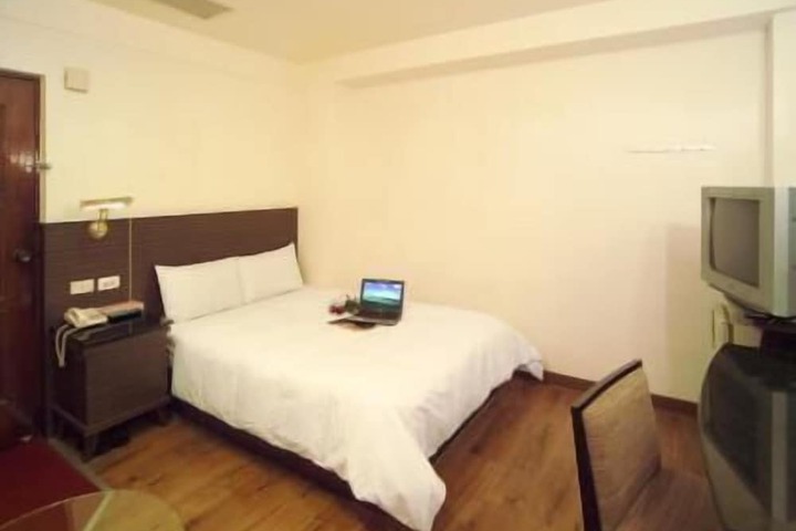 Room 18 of 31