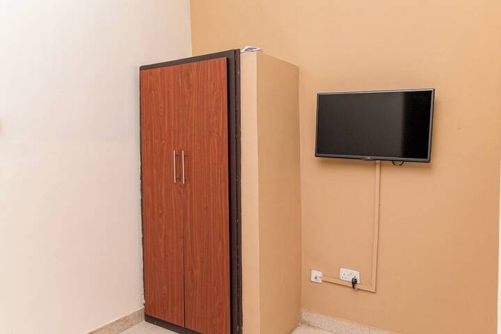 Room 10 of 119