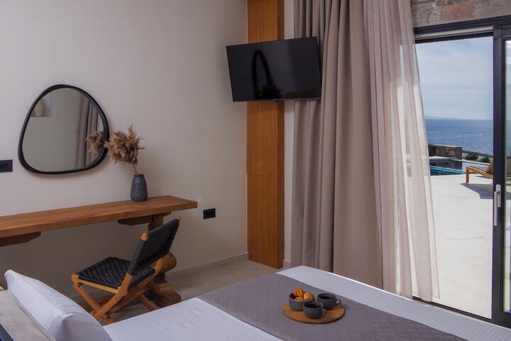 Room 45 of 186